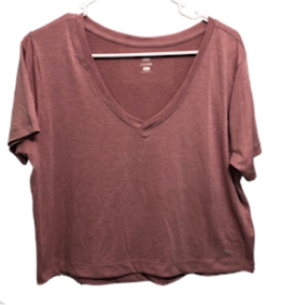 🔥FP-Legend  women’s v-neck, crop top size  L EUC